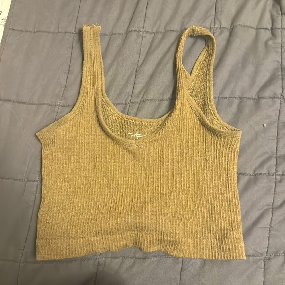 Out from Under Women’s Medium Crop Top Tank Top Green Top